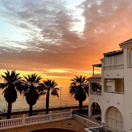 Apartment Fuentes De